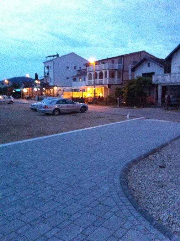 Nada Apartment 比利切 外观 照片
